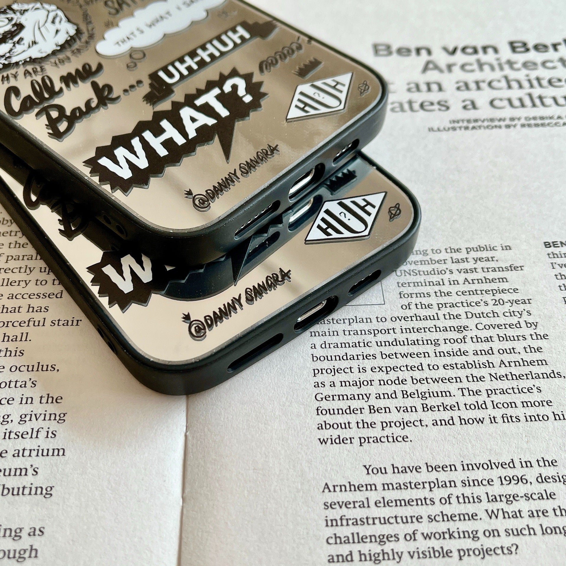 English Graffiti Cat Full-Wrap Phone Case