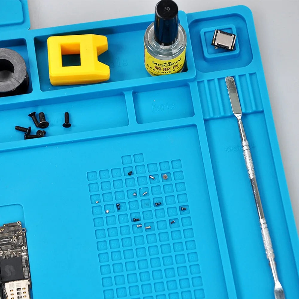 Magnetic Silicone Repair Mat – Heat Resistant 500°C Soldering Station & Anti-Static Electronics Workpad